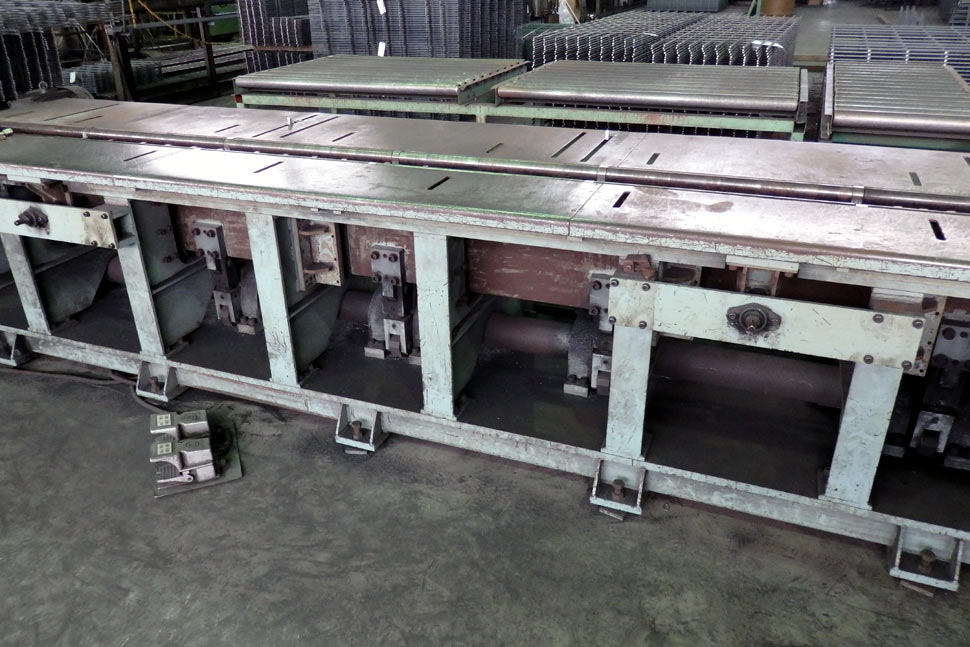 油圧式メッシュベンダー